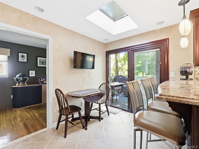 161 Cow Neck Road, Port Washington, NY 11050