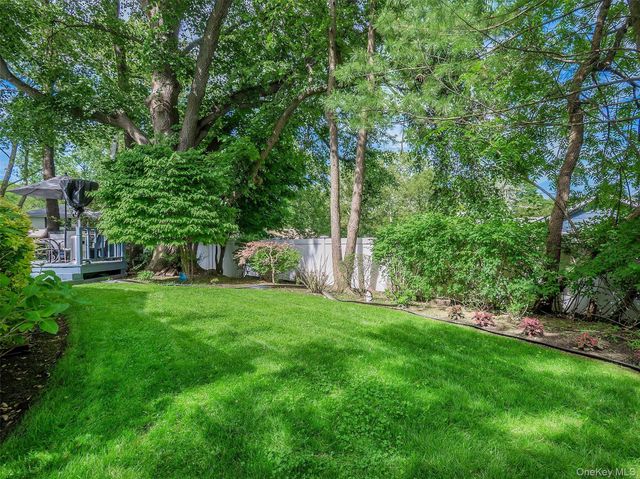 161 Cow Neck Road, Port Washington, NY 11050