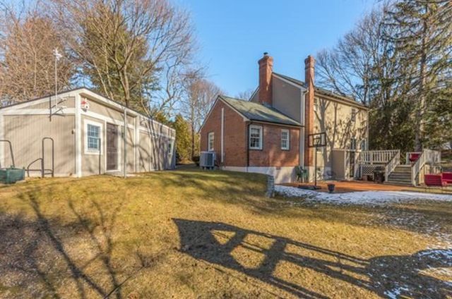 282 Lowell St, Lexington, MA 02420