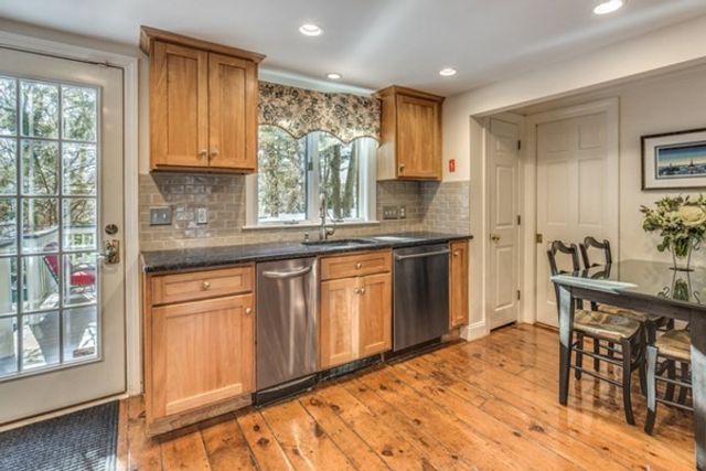282 Lowell St, Lexington, MA 02420