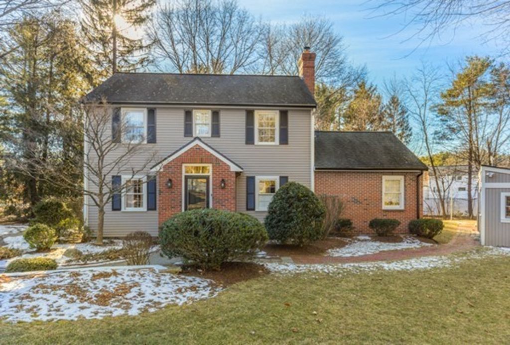 282 Lowell St, Lexington, MA 02420