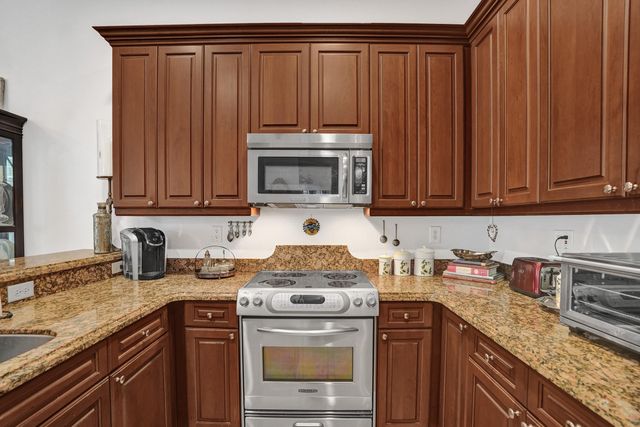 1127 N Victoria Park Road, Fort Lauderdale, FL 33304