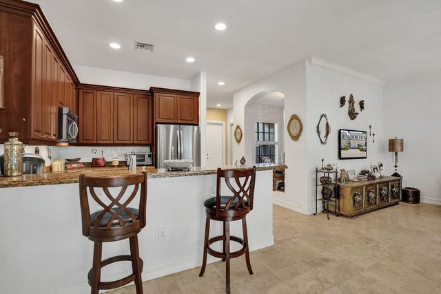 1127 N Victoria Park Road, Fort Lauderdale, FL 33304