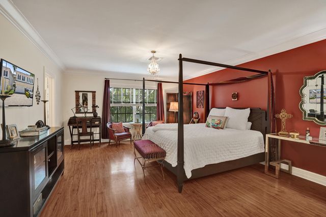 1127 N Victoria Park Road, Fort Lauderdale, FL 33304