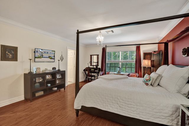 1127 N Victoria Park Road, Fort Lauderdale, FL 33304