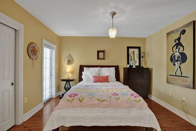 1127 N Victoria Park Road, Fort Lauderdale, FL 33304