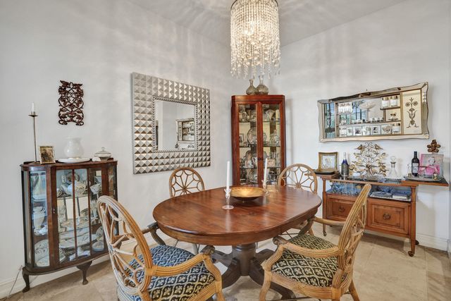 1127 N Victoria Park Road, Fort Lauderdale, FL 33304