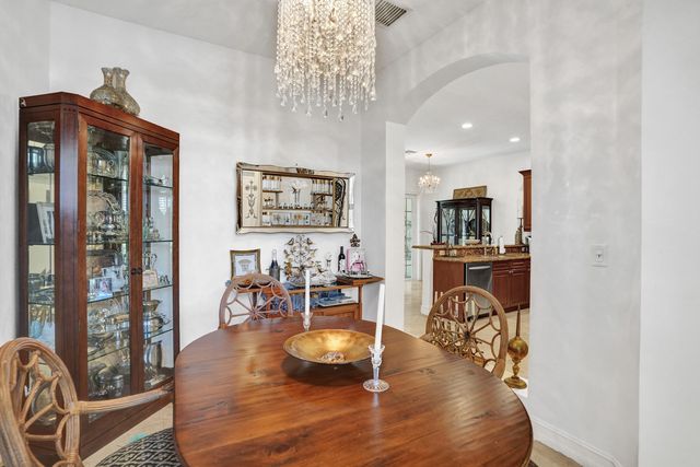 1127 N Victoria Park Road, Fort Lauderdale, FL 33304