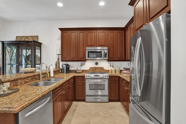 1127 N Victoria Park Road, Fort Lauderdale, FL 33304