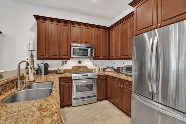 1127 N Victoria Park Road, Fort Lauderdale, FL 33304