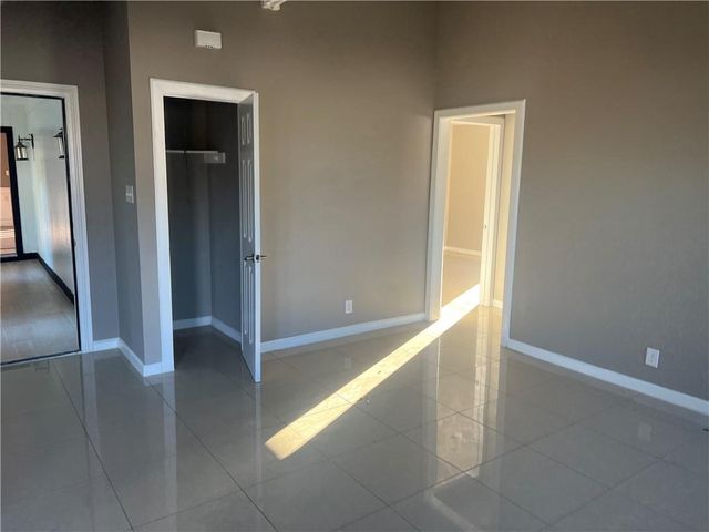 15504 Spring Hill LN, Pflugerville, TX 78660