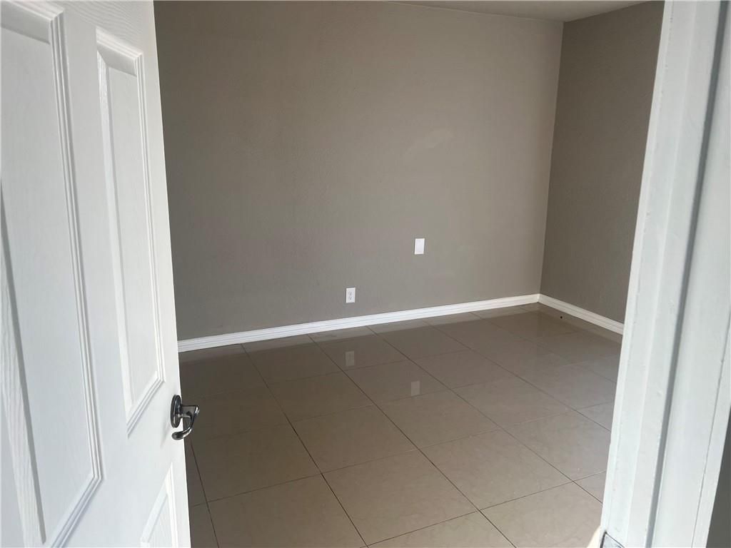 15504 Spring Hill LN, Pflugerville, TX 78660