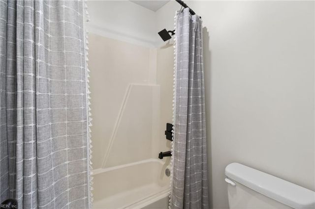 234 Loch CIR, Hampton, VA 23669