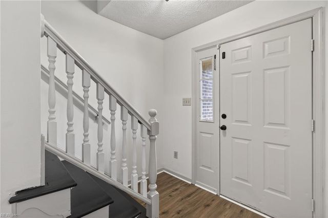 234 Loch CIR, Hampton, VA 23669