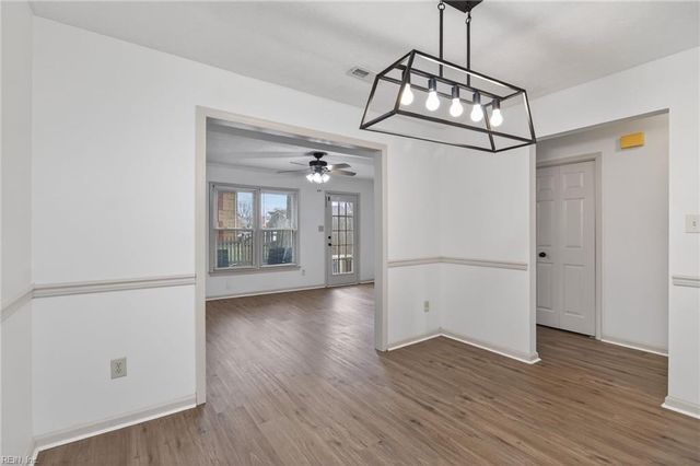 234 Loch CIR, Hampton, VA 23669