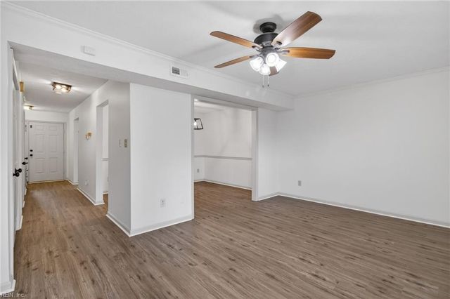 234 Loch CIR, Hampton, VA 23669