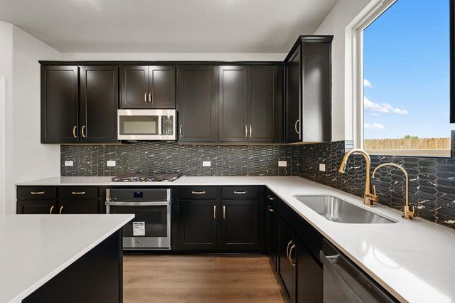 701 Henry Milton RD, Georgetown, TX 78626