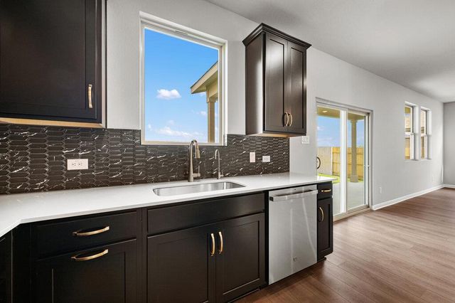 701 Henry Milton RD, Georgetown, TX 78626