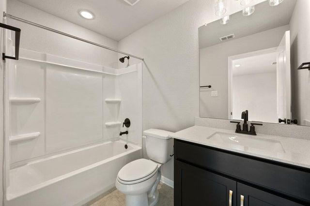 701 Henry Milton RD, Georgetown, TX 78626