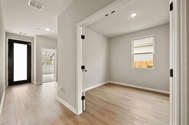 701 Henry Milton RD, Georgetown, TX 78626