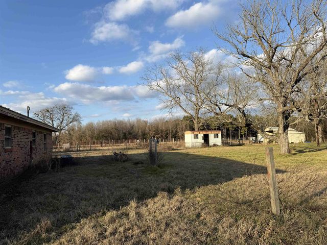 215 COUNTY ROAD 1140, Linden, TX 75563