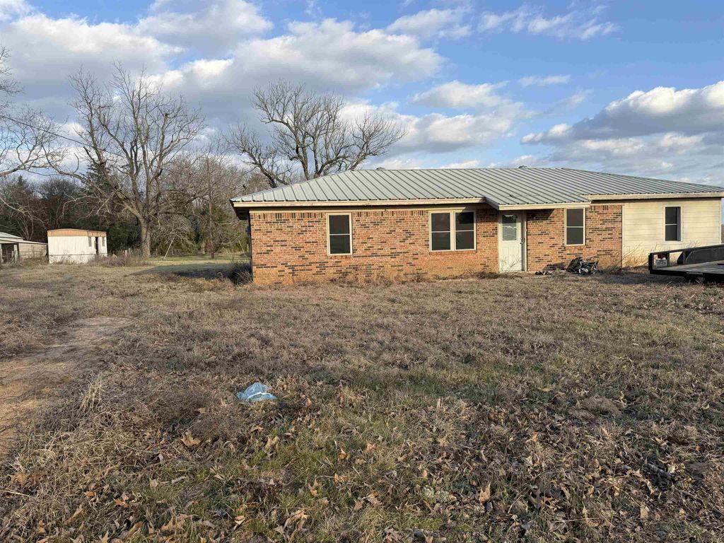 215 COUNTY ROAD 1140, Linden, TX 75563