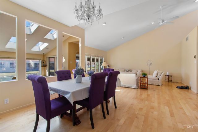 132 Los Lagos, Twin Falls, ID 83301