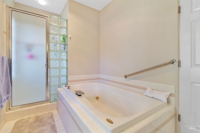 132 Los Lagos, Twin Falls, ID 83301