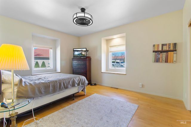 132 Los Lagos, Twin Falls, ID 83301