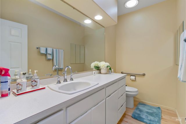 132 Los Lagos, Twin Falls, ID 83301