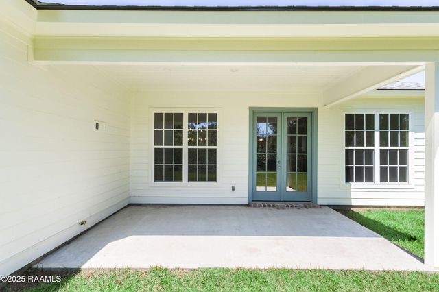 104 Lisburn Drive, Lafayette, LA 70507