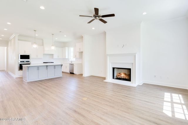 104 Lisburn Drive, Lafayette, LA 70507