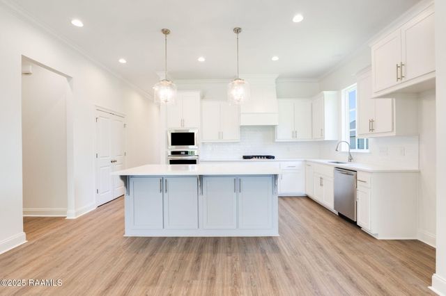 104 Lisburn Drive, Lafayette, LA 70507