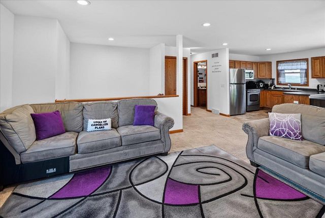 2267 Manley Drive, Sun Prairie, WI 53590