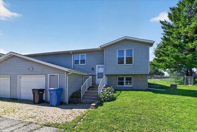 2267 Manley Drive, Sun Prairie, WI 53590