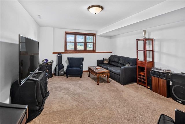 2267 Manley Drive, Sun Prairie, WI 53590