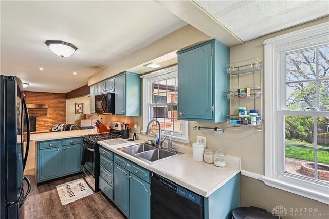 1576 Burchwood, Fairborn, OH 45324