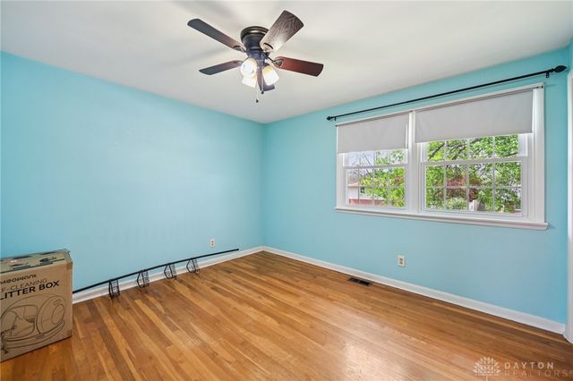 1576 Burchwood, Fairborn, OH 45324