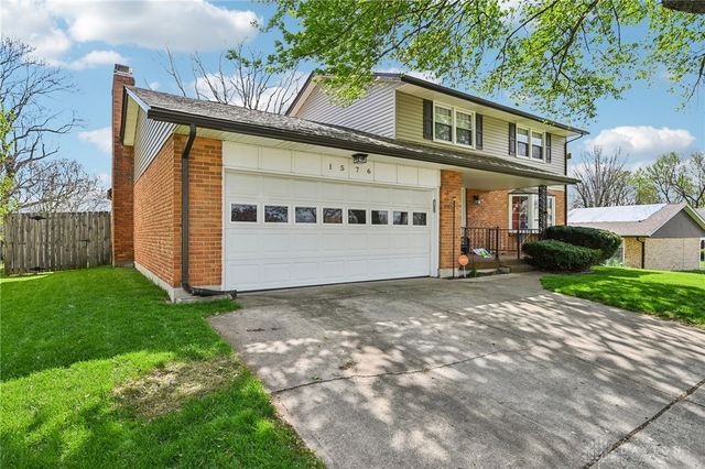 1576 Burchwood, Fairborn, OH 45324