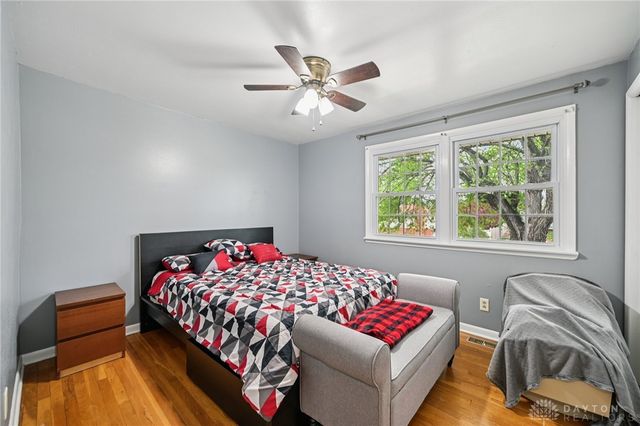 1576 Burchwood, Fairborn, OH 45324