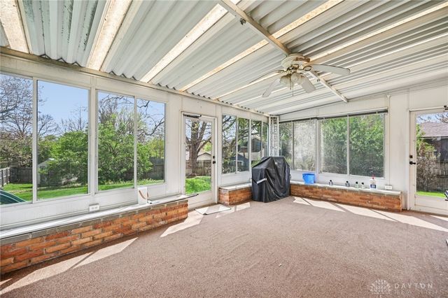 1576 Burchwood, Fairborn, OH 45324