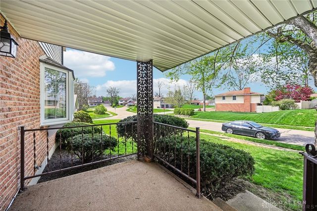 1576 Burchwood, Fairborn, OH 45324
