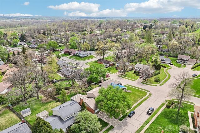 1576 Burchwood, Fairborn, OH 45324