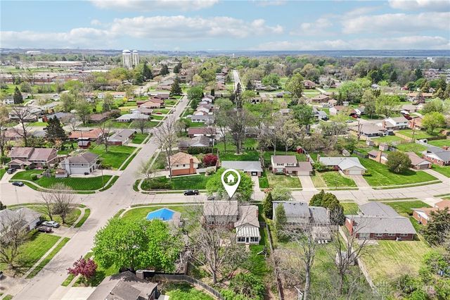 1576 Burchwood, Fairborn, OH 45324