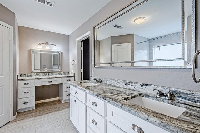 3323 Lost Hollow Drive, Houston, TX 77339