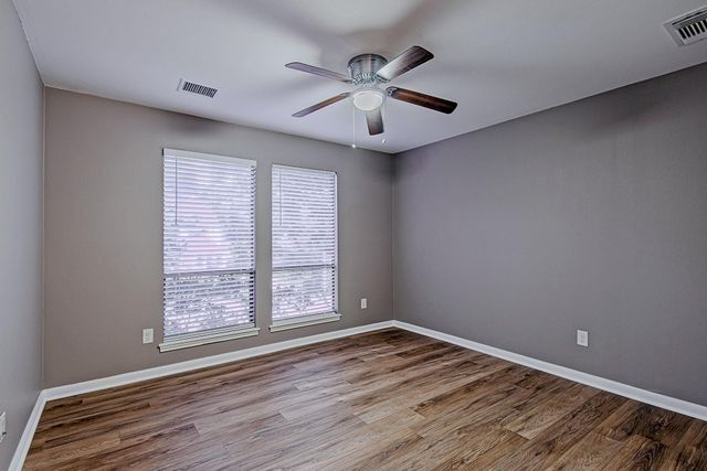 3323 Lost Hollow Drive, Houston, TX 77339