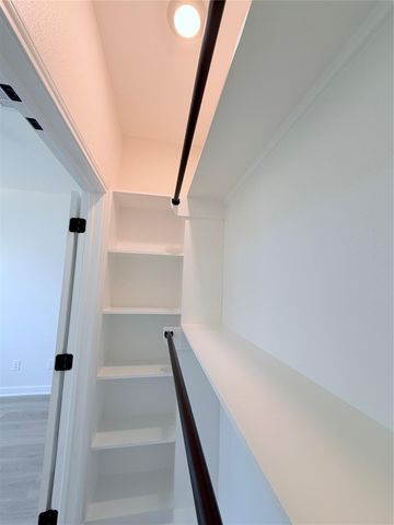 1009 Spokane River Road, Conroe, TX 77316