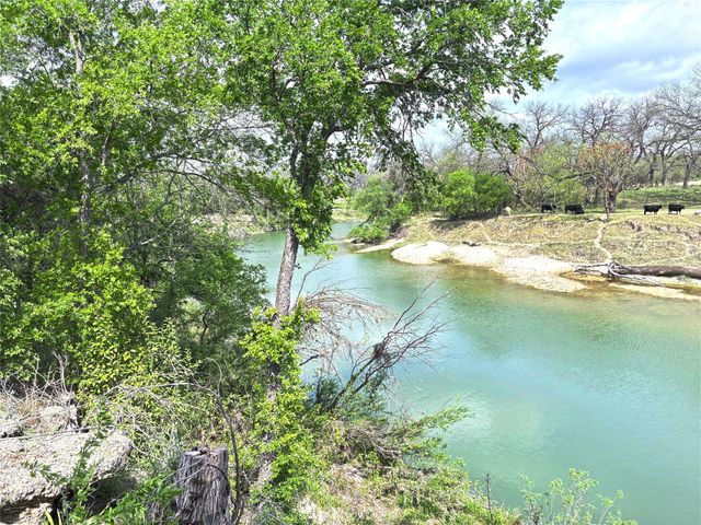 173 County Road 3112, Clifton, TX 76634