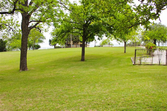 173 County Road 3112, Clifton, TX 76634