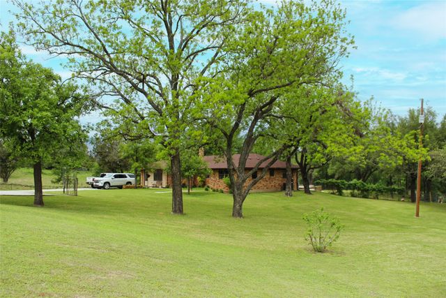 173 County Road 3112, Clifton, TX 76634